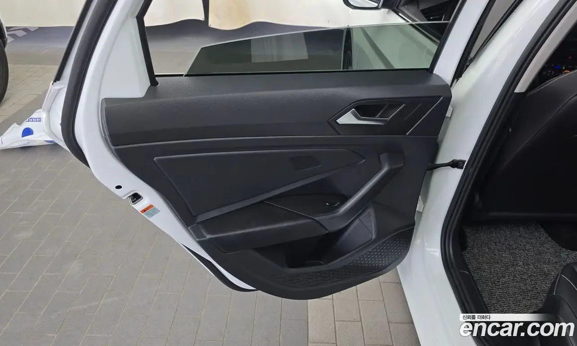 Volkswagen Jetta 2023 1.5 автомат (гидро), фото 15 Volkswagen Jetta 2023 1.5 автомат (гидро), фото 15