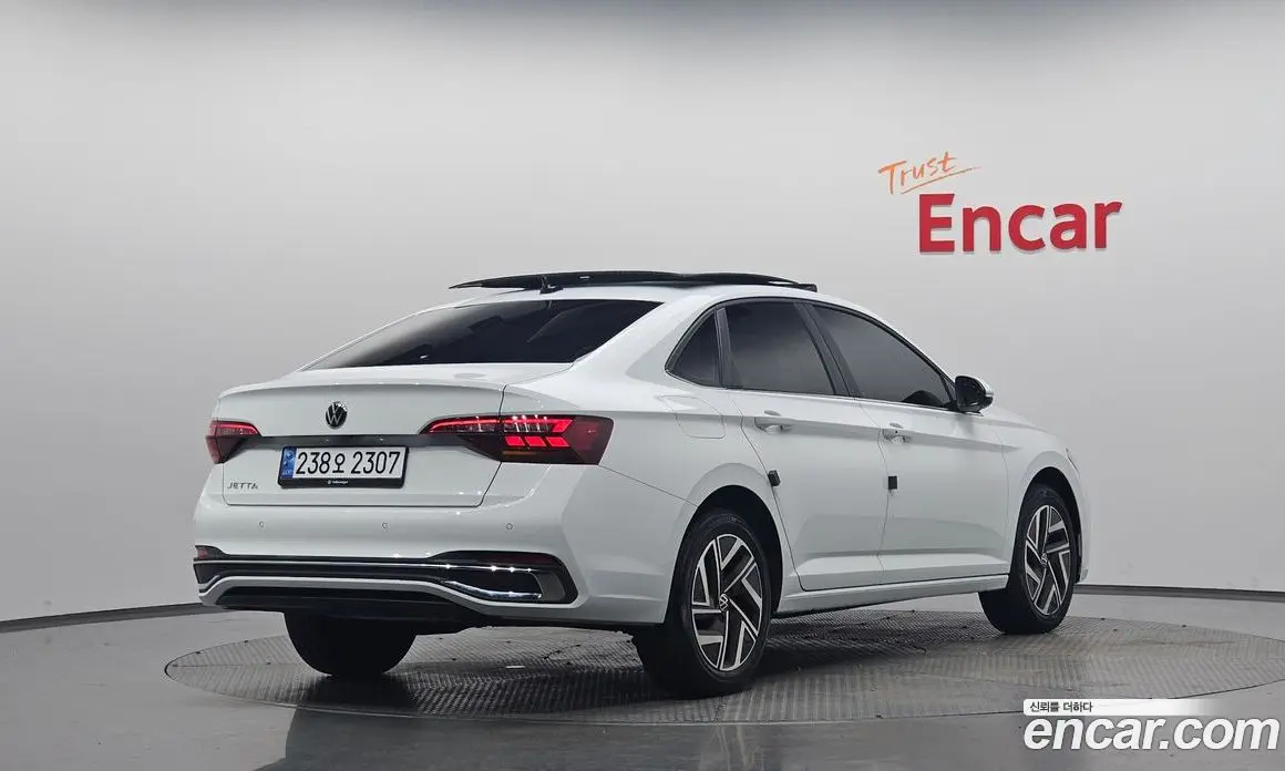 Volkswagen Jetta 2024 1.5 автомат (гидро), фото 1 Volkswagen Jetta 2024 1.5 автомат (гидро), фото 1