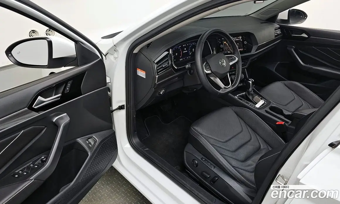 Volkswagen Jetta 2024 1.5 автомат (гидро), фото 12 Volkswagen Jetta 2024 1.5 автомат (гидро), фото 12