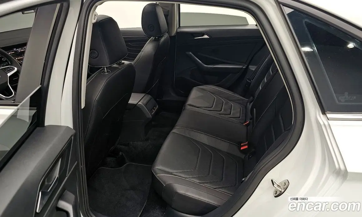 Volkswagen Jetta 2024 1.5 автомат (гидро), фото 17 Volkswagen Jetta 2024 1.5 автомат (гидро), фото 17