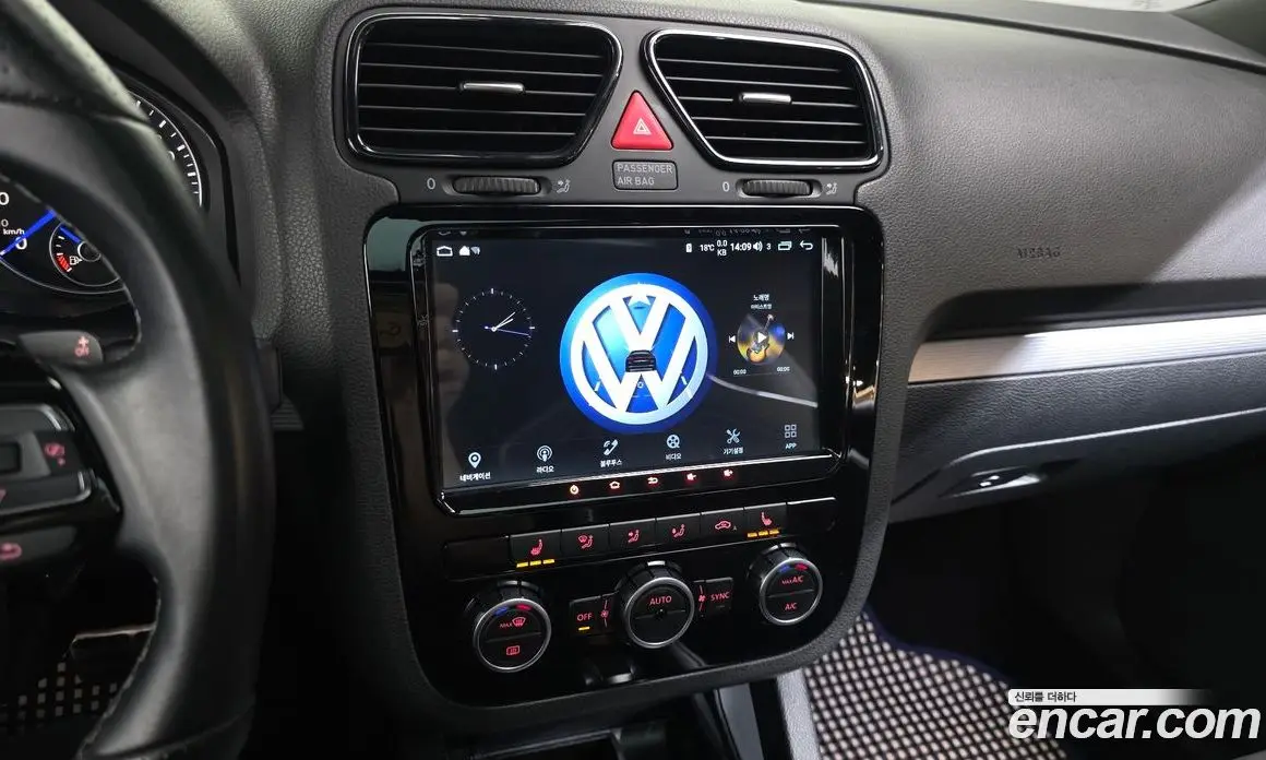 Volkswagen Scirocco 2013 2.0 автомат (гидро), фото 20 Volkswagen Scirocco 2013 2.0 автомат (гидро), фото 20