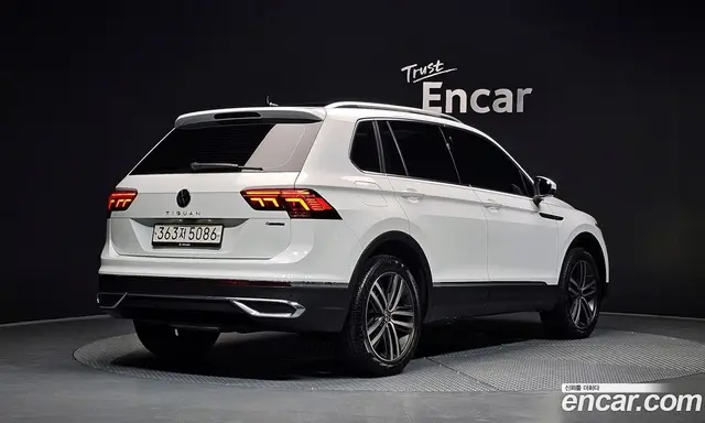 Volkswagen Tiguan 2022 2.0 автомат (гидро), миниатюра 2