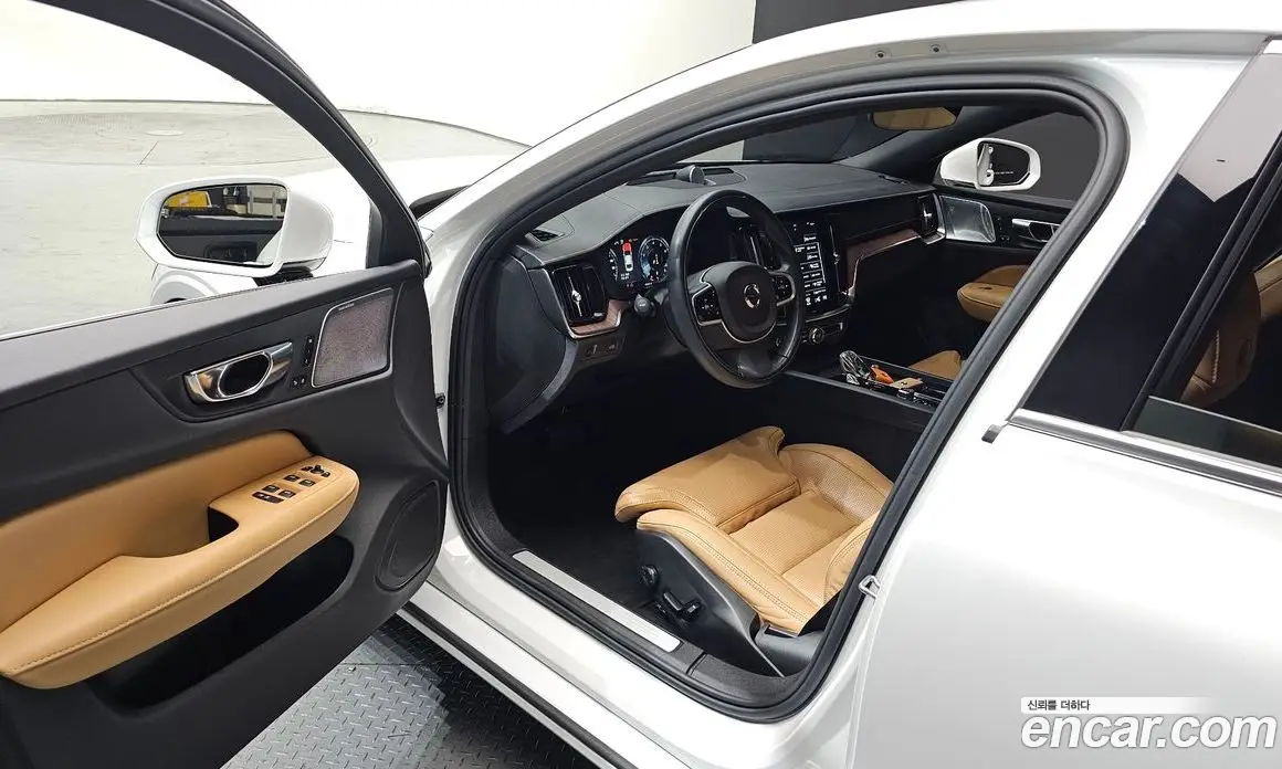 Volvo S60 2021 2.0 автомат (гидро), фото 13