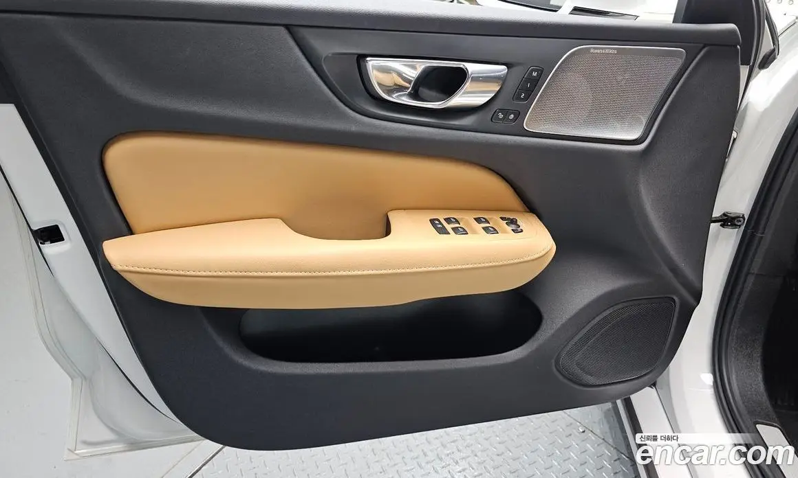 Volvo S60 2021 2.0 автомат (гидро), фото 14