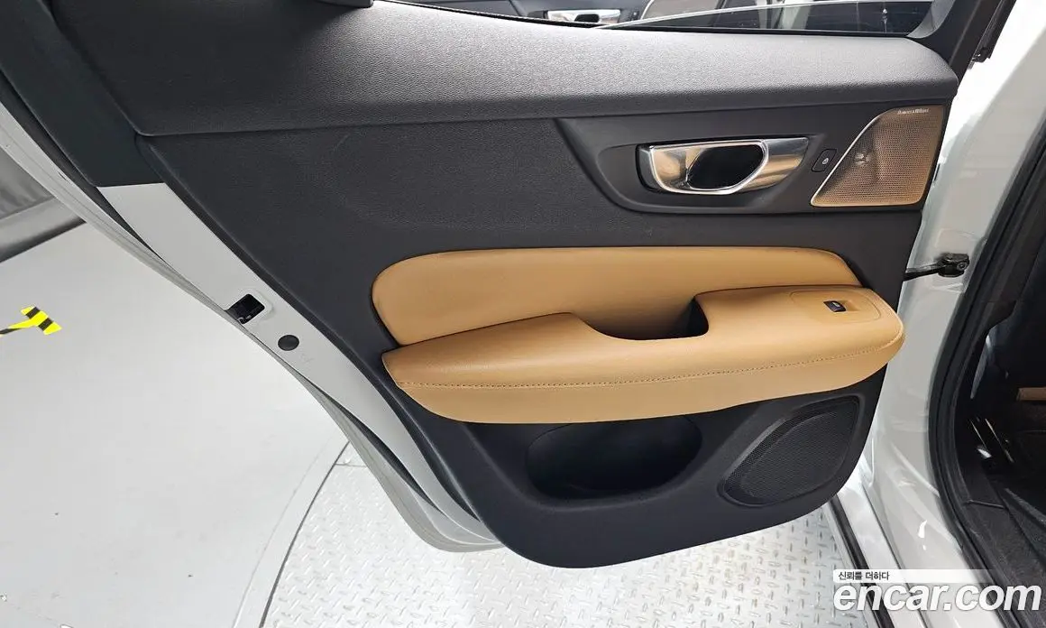 Volvo S60 2021 2.0 автомат (гидро), фото 15