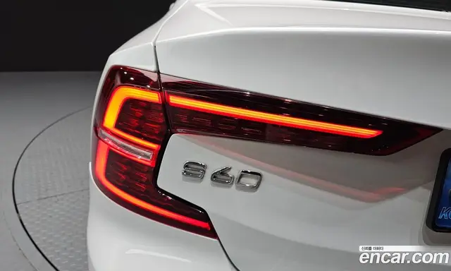 Volvo S60 2021 2.0 автомат (гидро), миниатюра 9