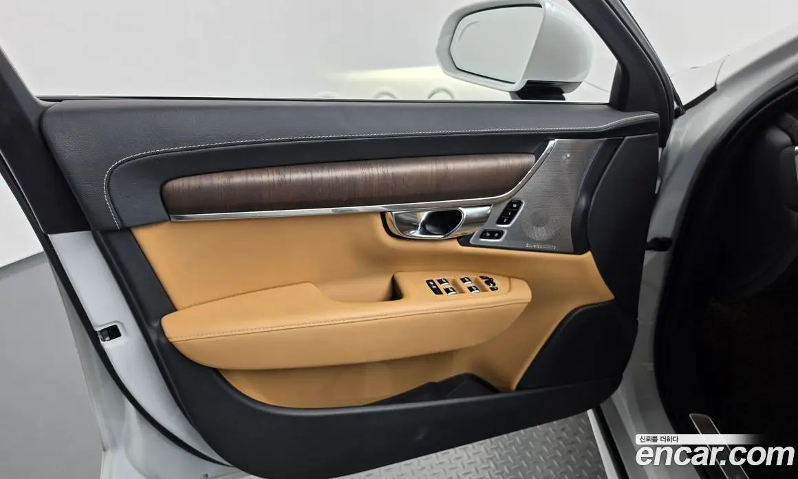 Volvo S90 2021 2.0 автомат (гидро), фото 14 Volvo S90 2021 2.0 автомат (гидро), фото 14