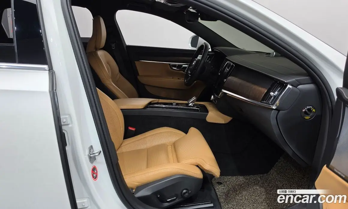 Volvo S90 2021 2.0 автомат (гидро), фото 16 Volvo S90 2021 2.0 автомат (гидро), фото 16