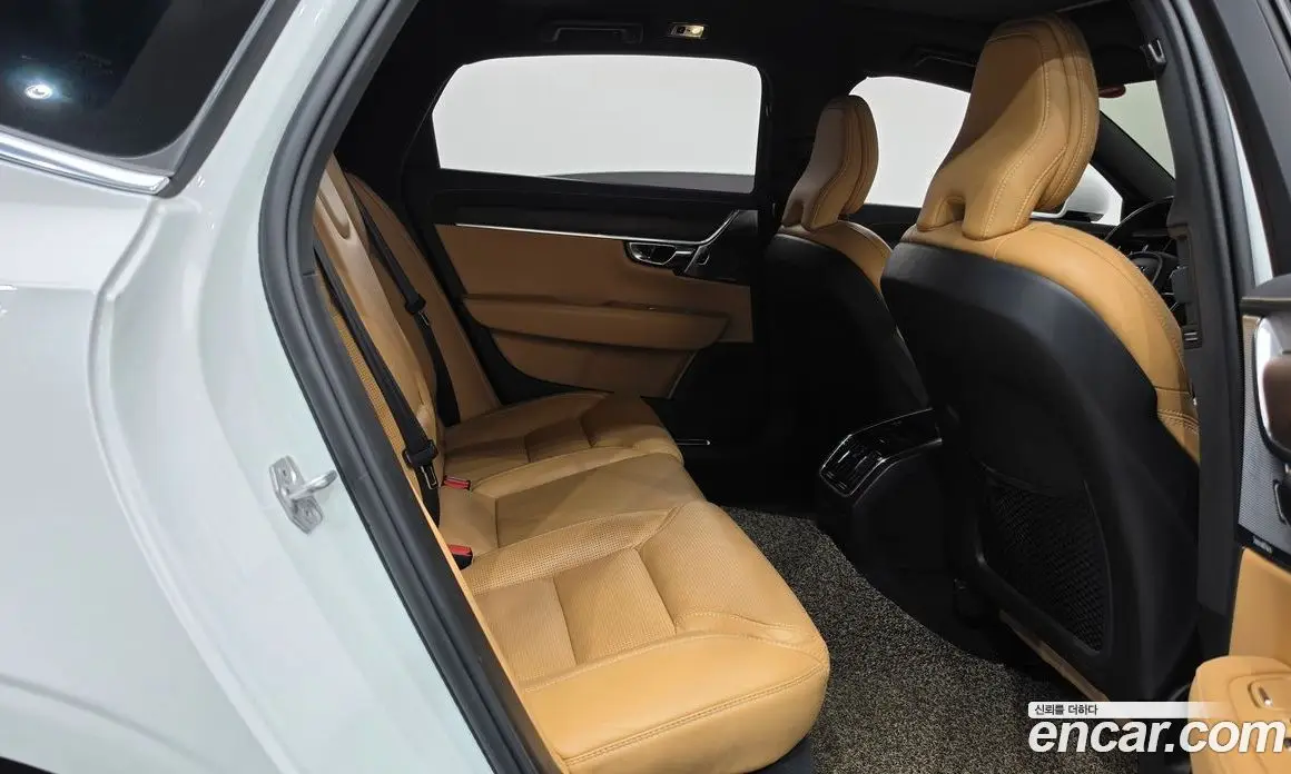 Volvo S90 2021 2.0 автомат (гидро), фото 17 Volvo S90 2021 2.0 автомат (гидро), фото 17