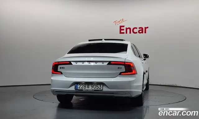 Volvo S90 2021 2.0 автомат (гидро), миниатюра 4 Volvo S90 2021 2.0 автомат (гидро), миниатюра 4