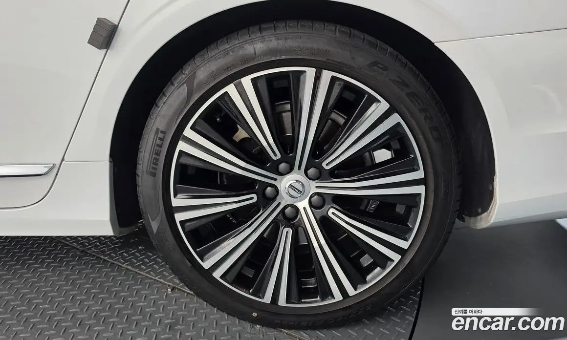 Volvo S90 2021 2.0 автомат (гидро), фото 7 Volvo S90 2021 2.0 автомат (гидро), фото 7
