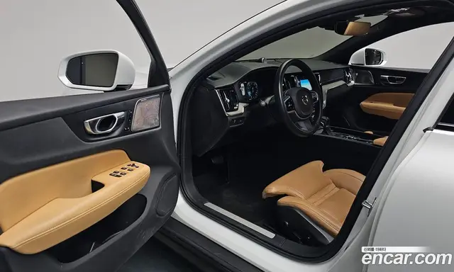 Volvo V60 2020 2.0 автомат (гидро), миниатюра 12