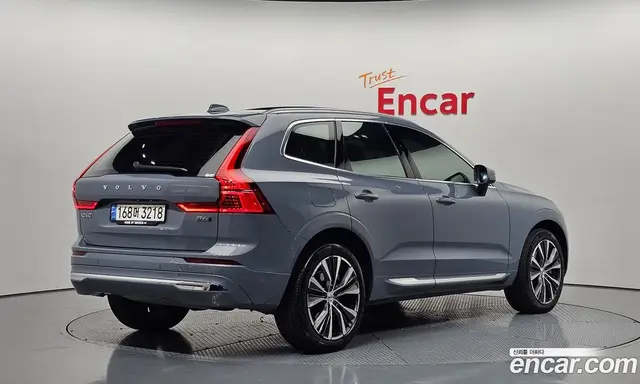 Volvo XC60 2021 2.0 автомат (гидро), миниатюра 2
