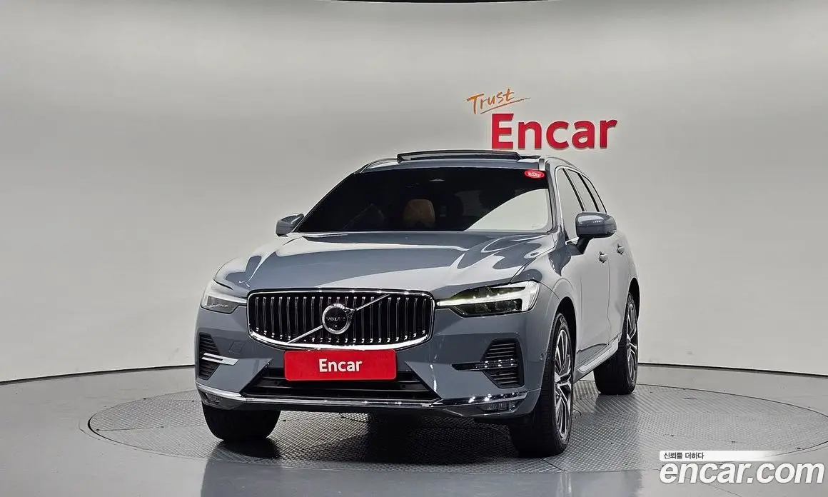 Volvo XC60 2021 2.0 автомат (гидро), фото 3