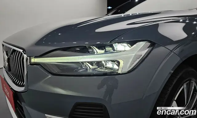 Volvo XC60 2021 2.0 автомат (гидро), миниатюра 8