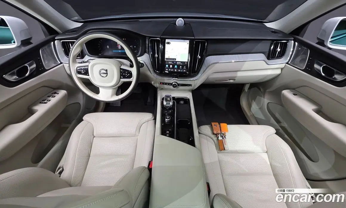 Volvo XC60 2024 2.0 автомат (гидро), фото 10