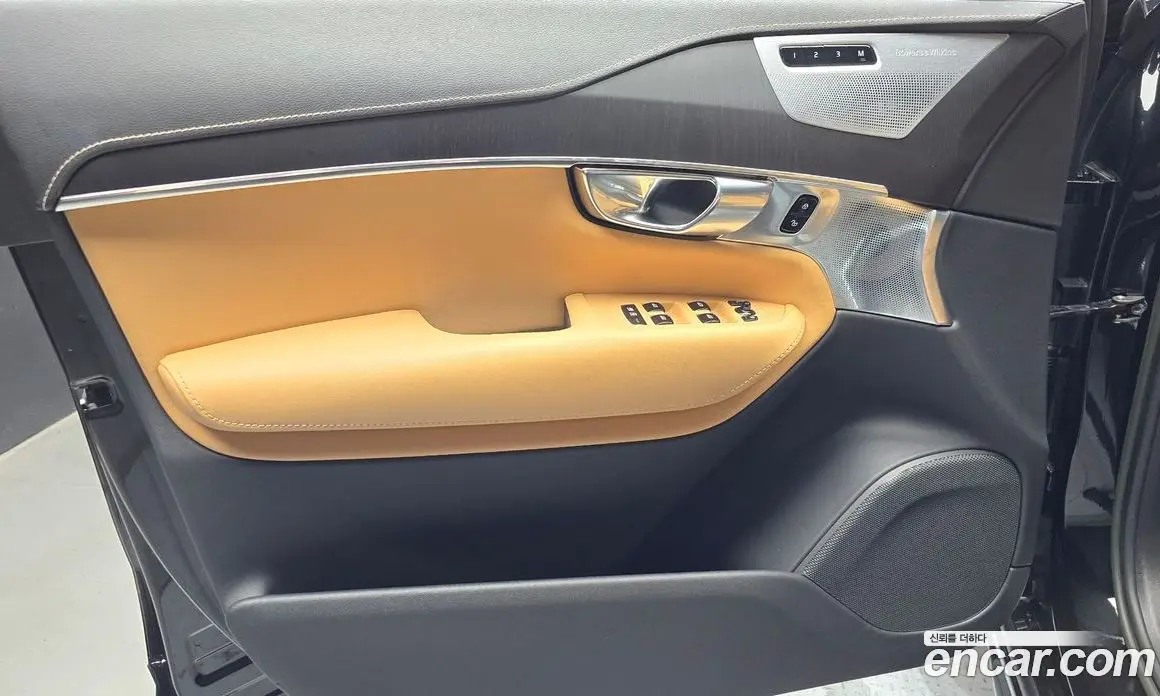 Volvo XC90 2022 2.0 автомат (гидро), фото 14