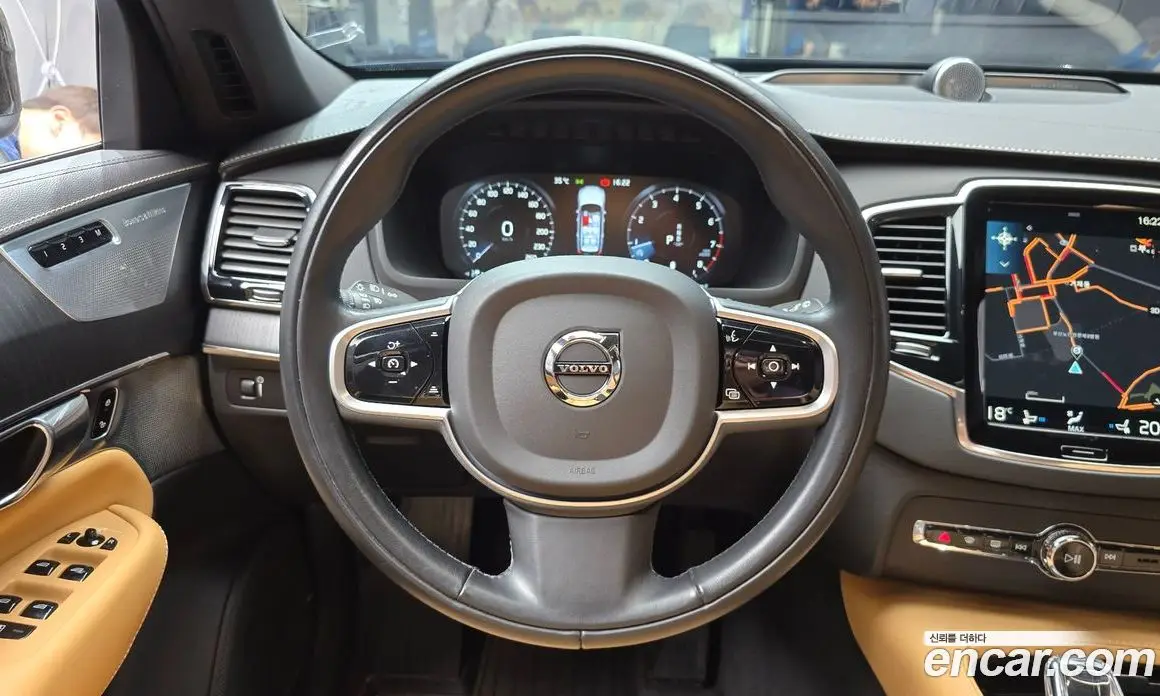 Volvo XC90 2022 2.0 автомат (гидро), фото 19