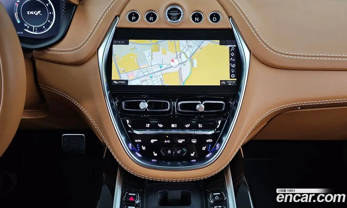Aston Martin DBX 2023 4.0 автомат (гидро), фото 20