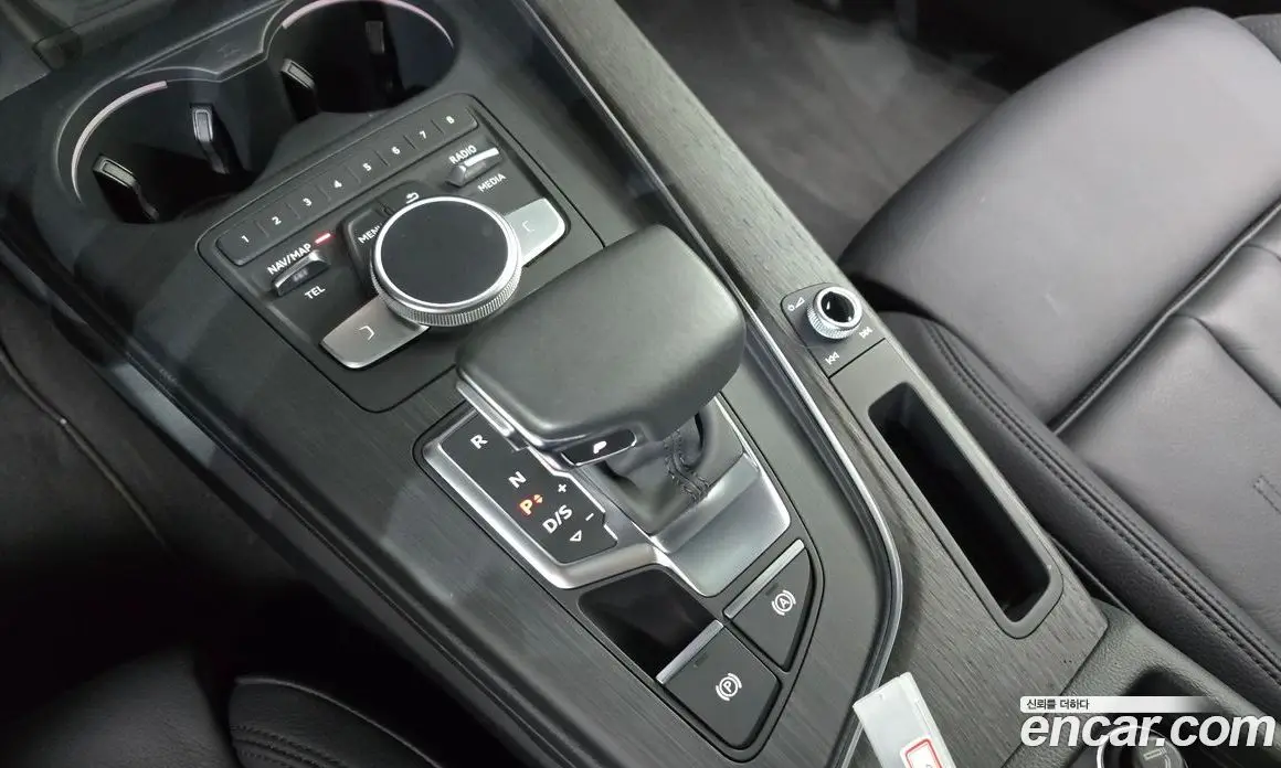 Audi A4 2019 2.0 автомат (гидро), фото 12 Audi A4 2019 2.0 автомат (гидро), фото 12