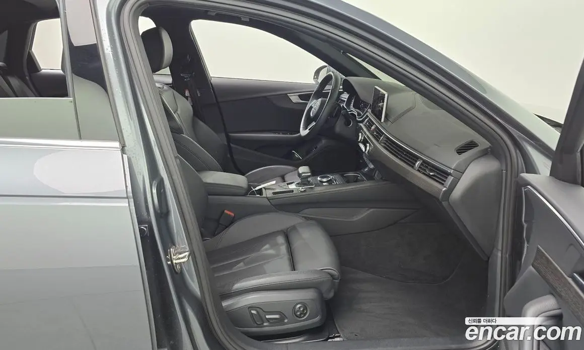 Audi A4 2019 2.0 автомат (гидро), фото 16 Audi A4 2019 2.0 автомат (гидро), фото 16