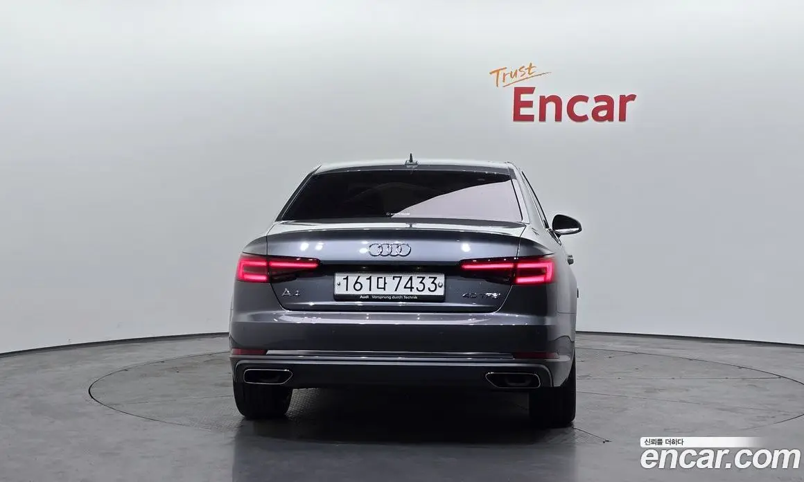 Audi A4 2019 2.0 автомат (гидро), фото 4 Audi A4 2019 2.0 автомат (гидро), фото 4