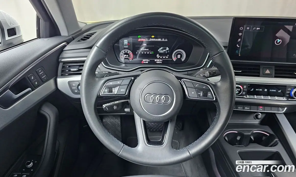 Audi A4 2022 2.0 автомат (гидро), фото 19
