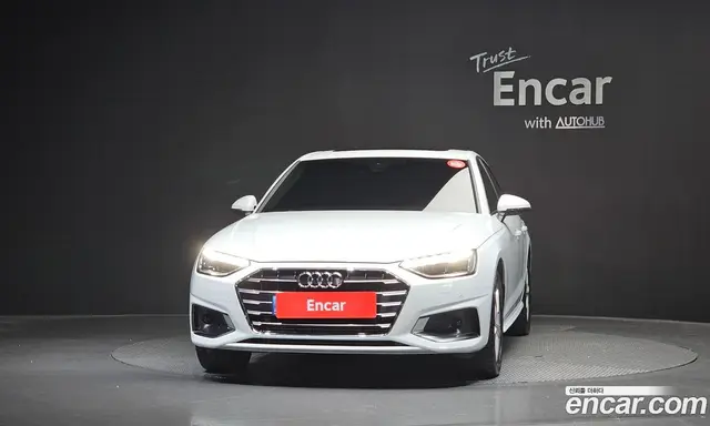 Audi A4 2022 2.0 автомат (гидро), миниатюра 3