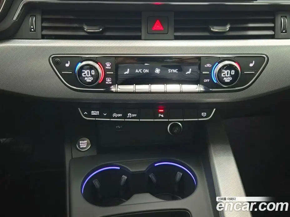Audi A4 2023 2.0 автомат (гидро), фото 13