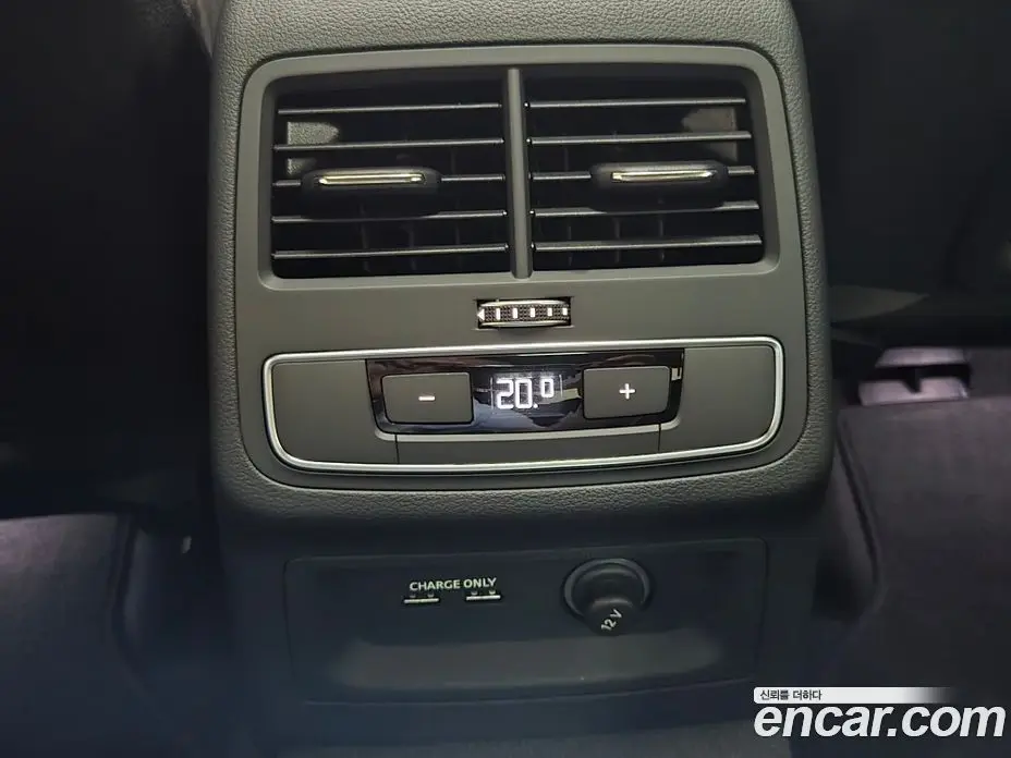 Audi A4 2023 2.0 автомат (гидро), фото 15