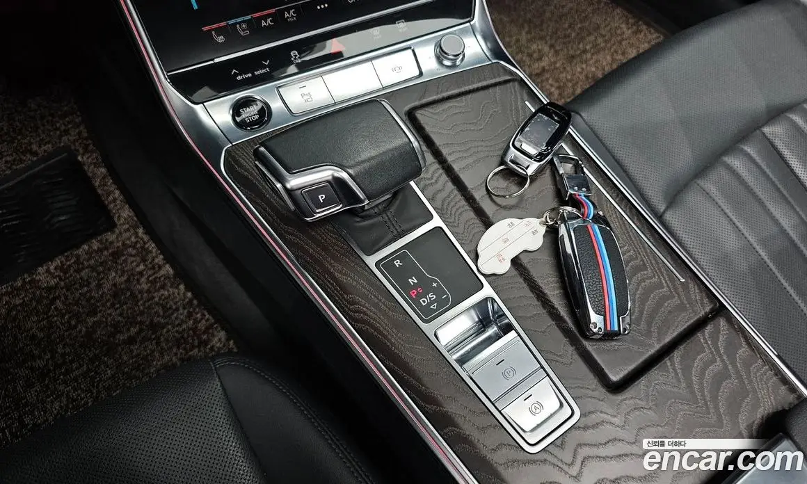 Audi A6 2021 2.0 автомат (гидро), фото 12