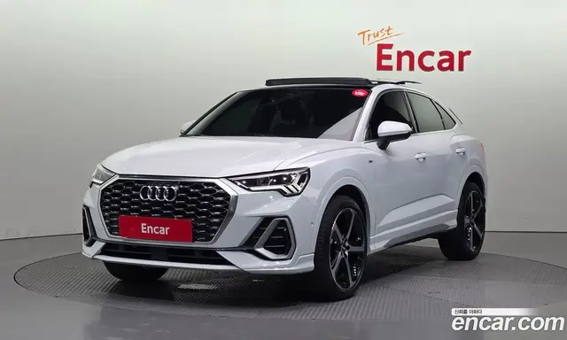 Audi Q3, 2022, 37 879 км