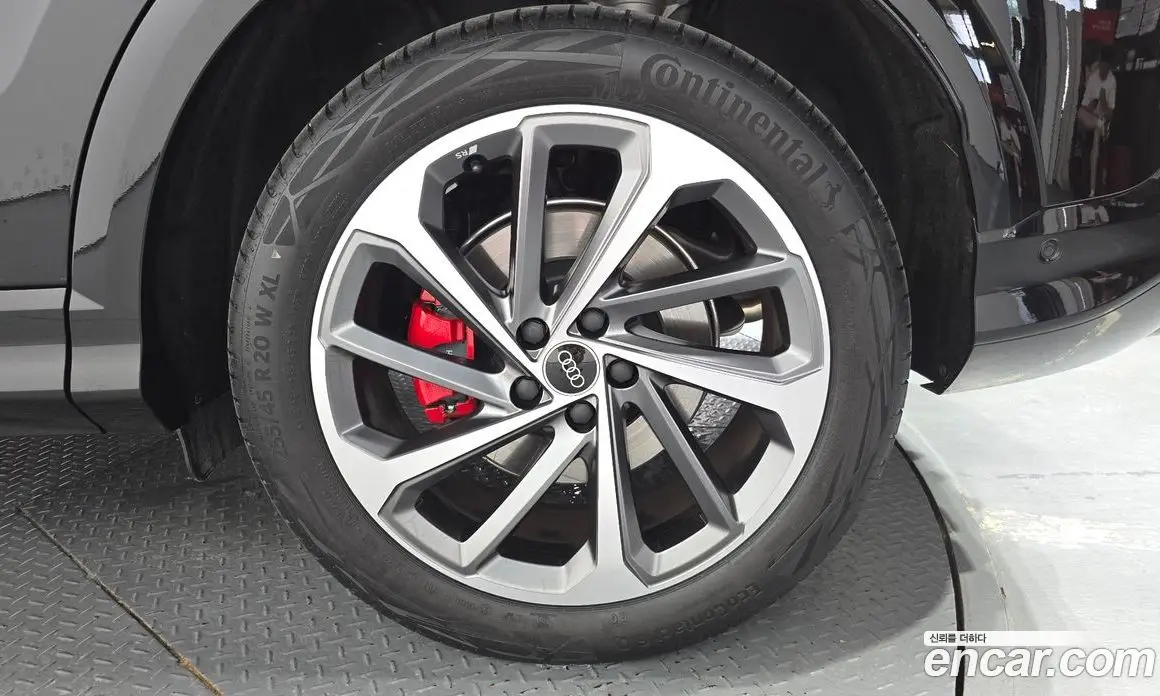 Audi Q5 2025 2.0 автомат (гидро), фото 7 Audi Q5 2025 2.0 автомат (гидро), фото 7