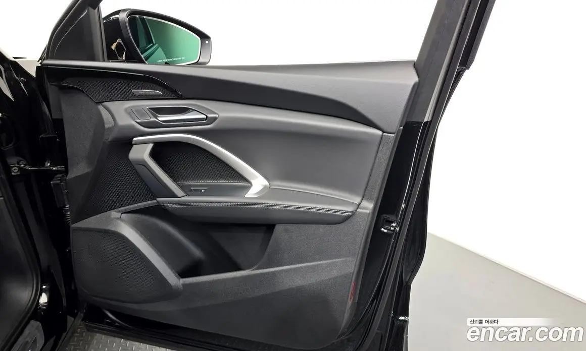 Audi Q5 2025 2.0 автомат (гидро), фото 14 Audi Q5 2025 2.0 автомат (гидро), фото 14