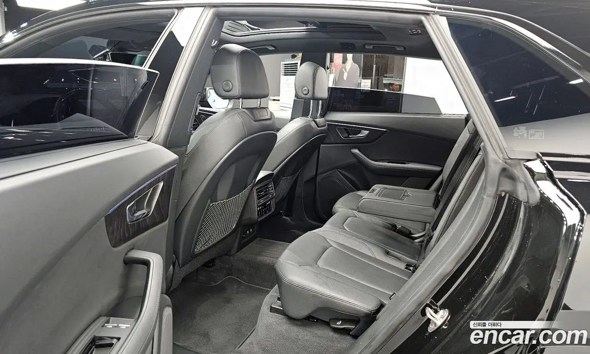Audi Q8 2023 3.0 автомат (гидро), фото 11 Audi Q8 2023 3.0 автомат (гидро), фото 11
