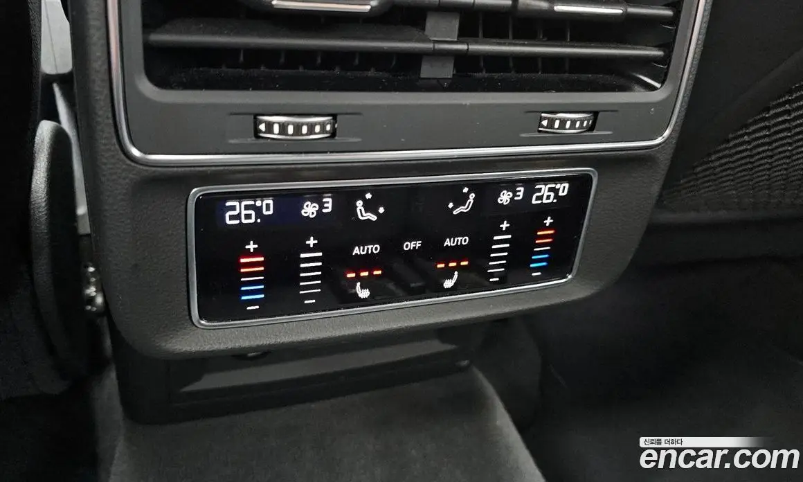 Audi Q8 2023 3.0 автомат (гидро), фото 17 Audi Q8 2023 3.0 автомат (гидро), фото 17
