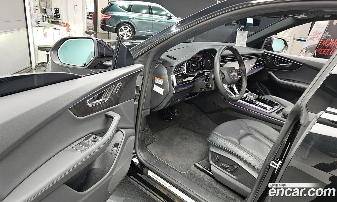 Audi Q8 2023 3.0 автомат (гидро), фото 10 Audi Q8 2023 3.0 автомат (гидро), фото 10