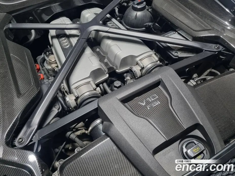 Audi R8 2017 5.2 автомат (гидро), фото 14