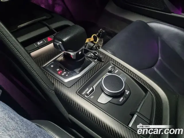 Audi R8 2017 5.2 автомат (гидро), миниатюра 7