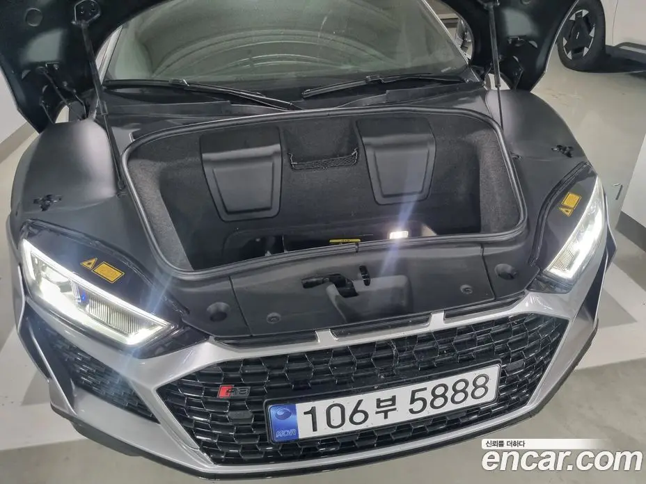 Audi R8 2017 5.2 автомат (гидро), фото 10
