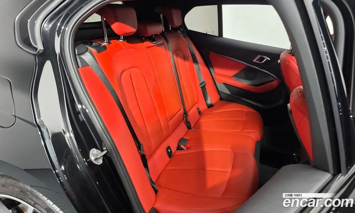 BMW 1 серия 2021 2.0 автомат (гидро), фото 16 BMW 1 серия 2021 2.0 автомат (гидро), фото 16