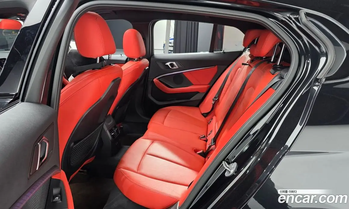 BMW 1 серия 2021 2.0 автомат (гидро), фото 17 BMW 1 серия 2021 2.0 автомат (гидро), фото 17