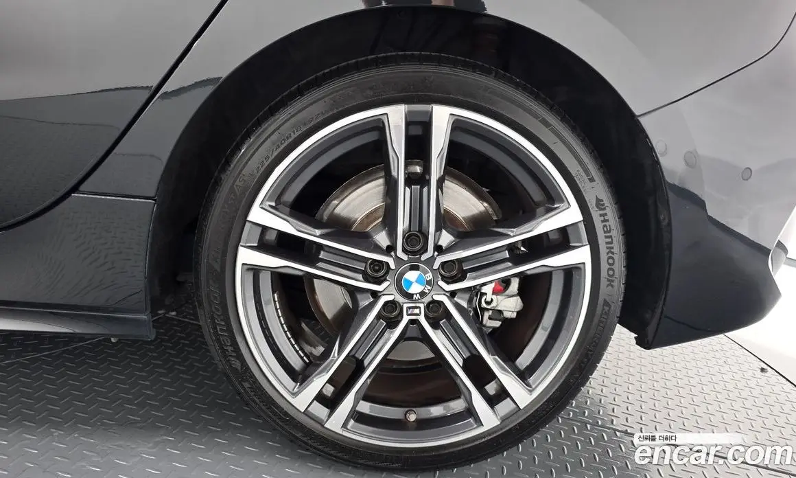 BMW 1 серия 2021 2.0 автомат (гидро), фото 6 BMW 1 серия 2021 2.0 автомат (гидро), фото 6