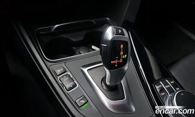 BMW 3 серия 2018 2.0 автомат (гидро), миниатюра 12