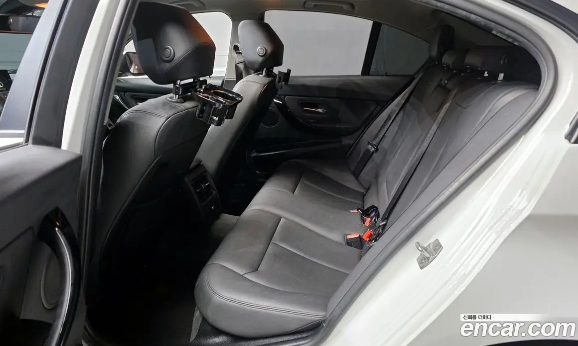 BMW 3 серия 2018 2.0 автомат (гидро), фото 16 BMW 3 серия 2018 2.0 автомат (гидро), фото 16