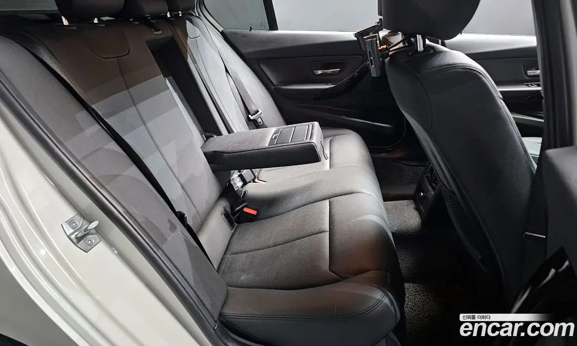 BMW 3 серия 2018 2.0 автомат (гидро), фото 18 BMW 3 серия 2018 2.0 автомат (гидро), фото 18