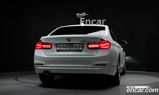 BMW 3 серия 2018 2.0 автомат (гидро), миниатюра 4 BMW 3 серия 2018 2.0 автомат (гидро), миниатюра 4