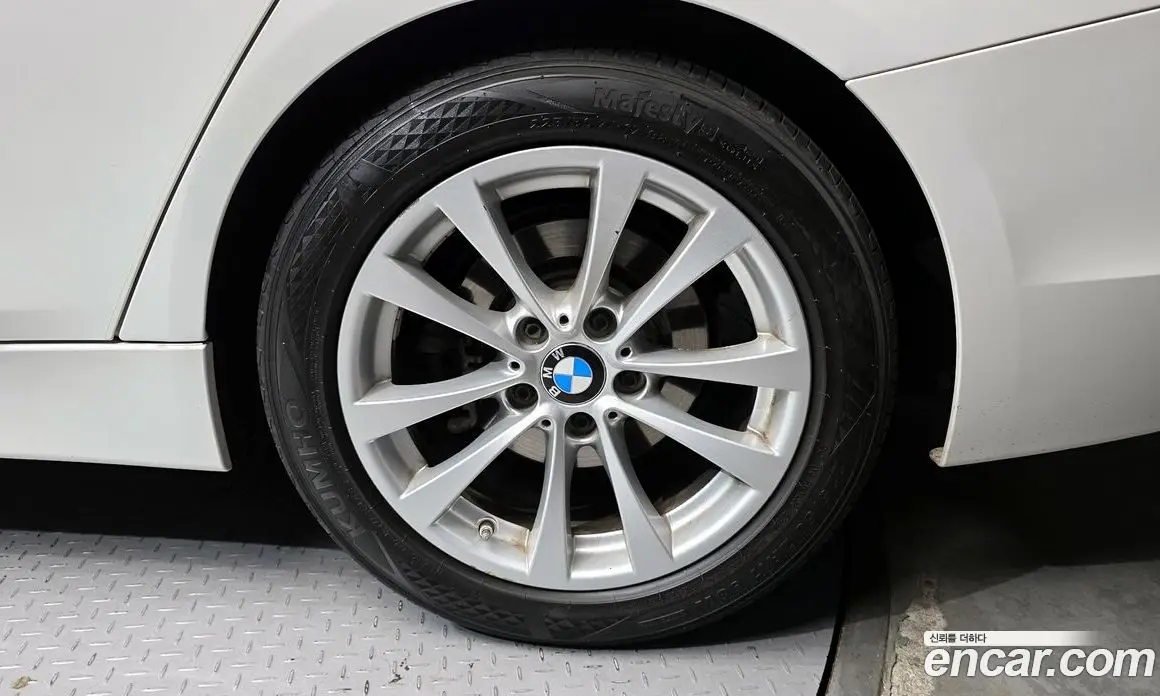 BMW 3 серия 2018 2.0 автомат (гидро), фото 7 BMW 3 серия 2018 2.0 автомат (гидро), фото 7