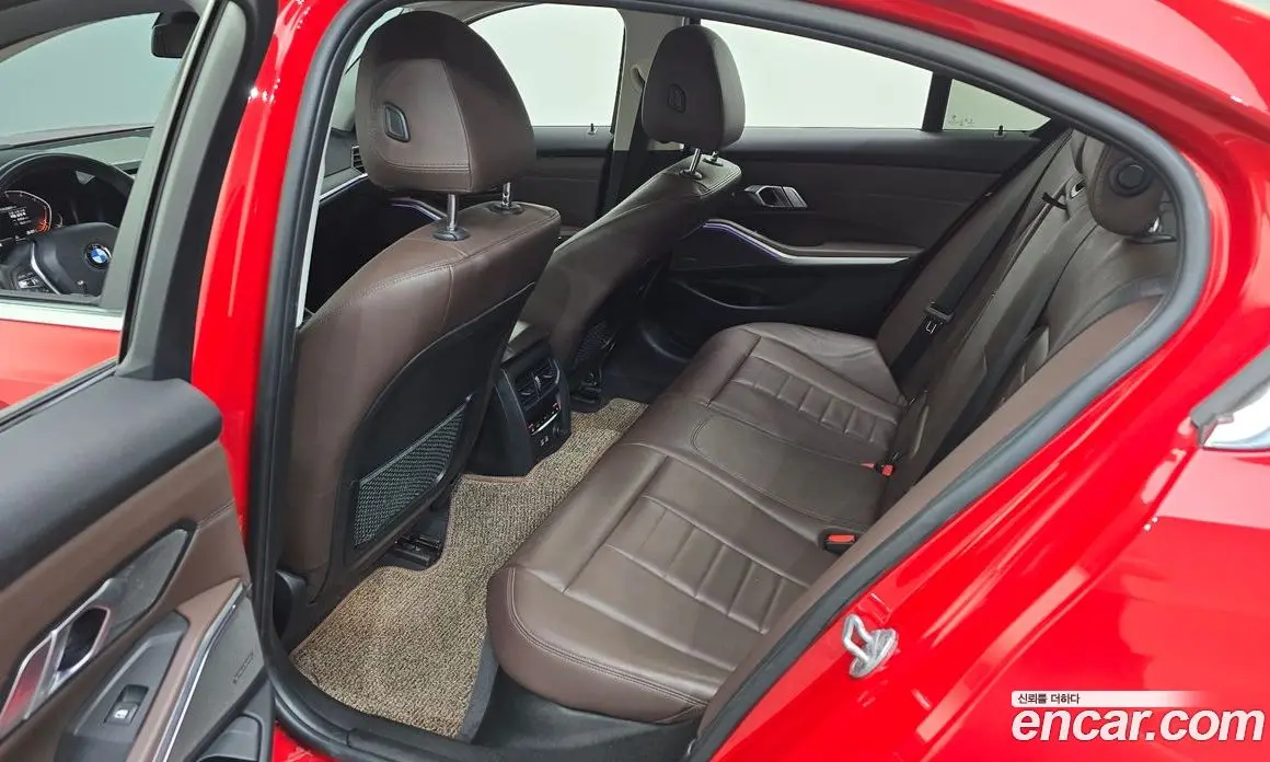 BMW 3 серия 2019 2.0 автомат (гидро), фото 17 BMW 3 серия 2019 2.0 автомат (гидро), фото 17