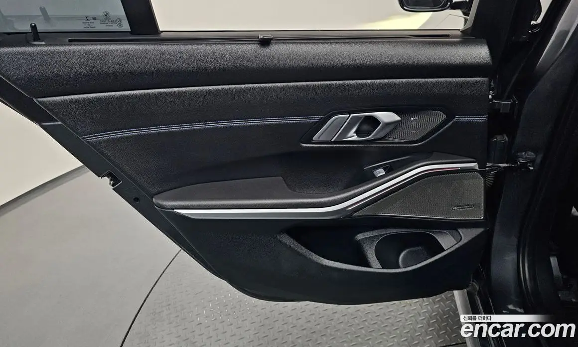 BMW 3 серия 2021 3.0 автомат (гидро), фото 15